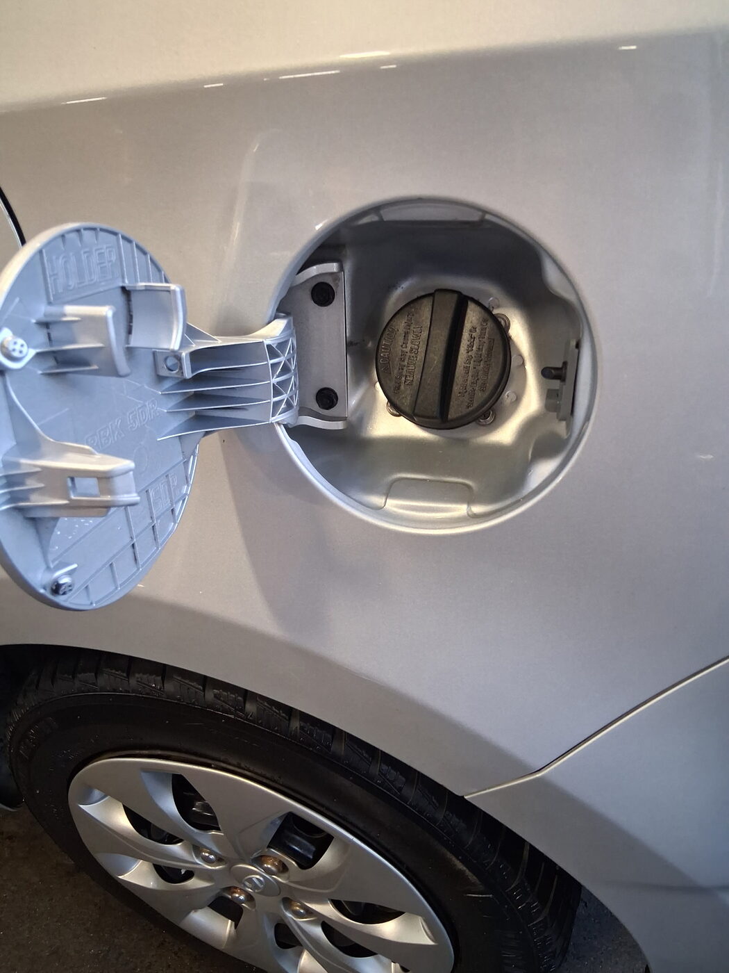 Detailed fuel door